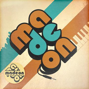 关小雨爆衣服的视频
